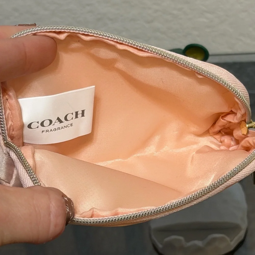 Coach Pink Fragrance Pouch with Accessories - Picture 9 of 9